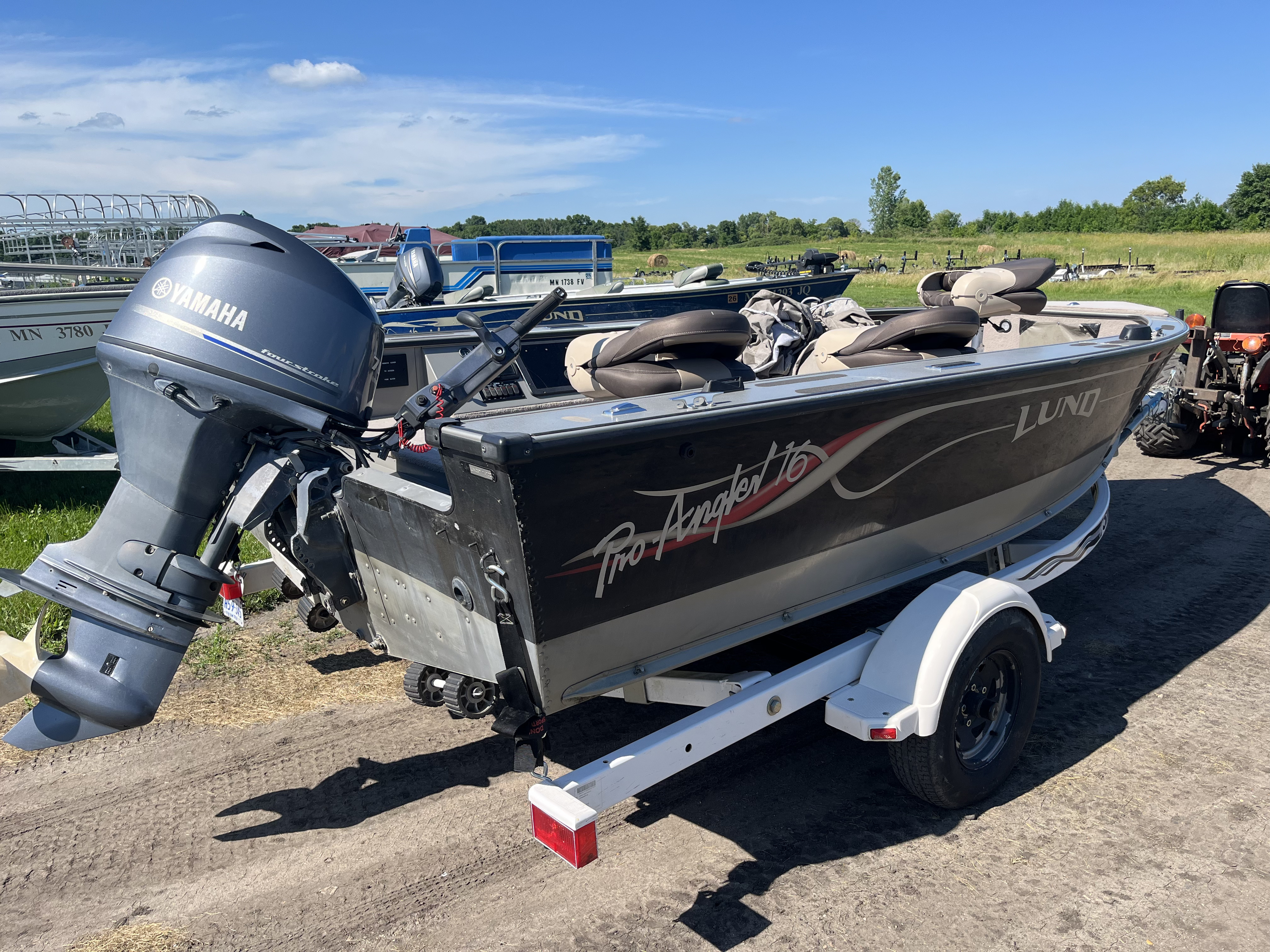 2002 Lund Pro Angler 16 Fishing Boat | 2015 Yamaha 4-Stroke Tiller & Roller Trailer