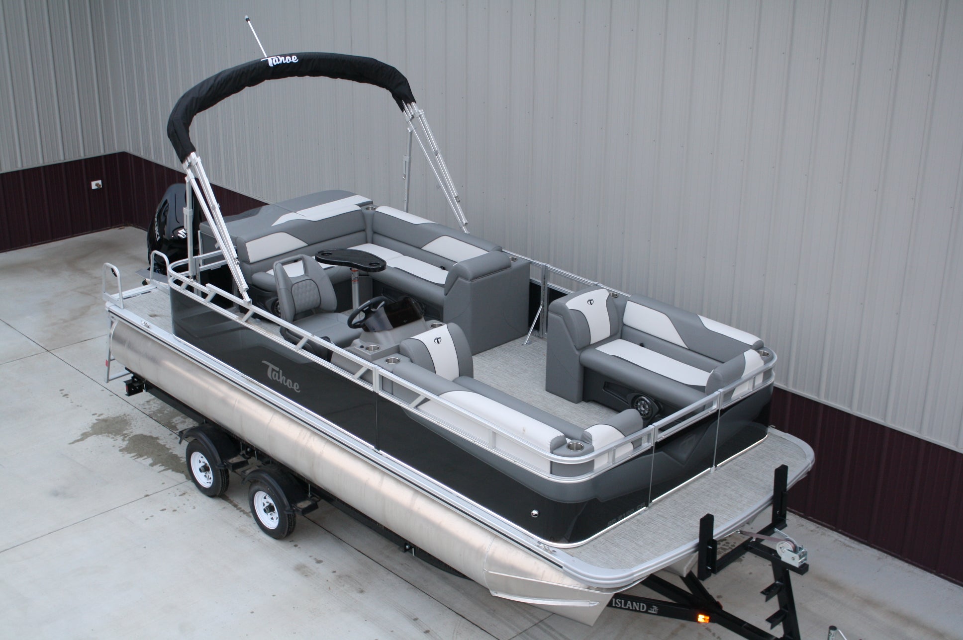 2024 2180 Sport Cruise Tri Toon