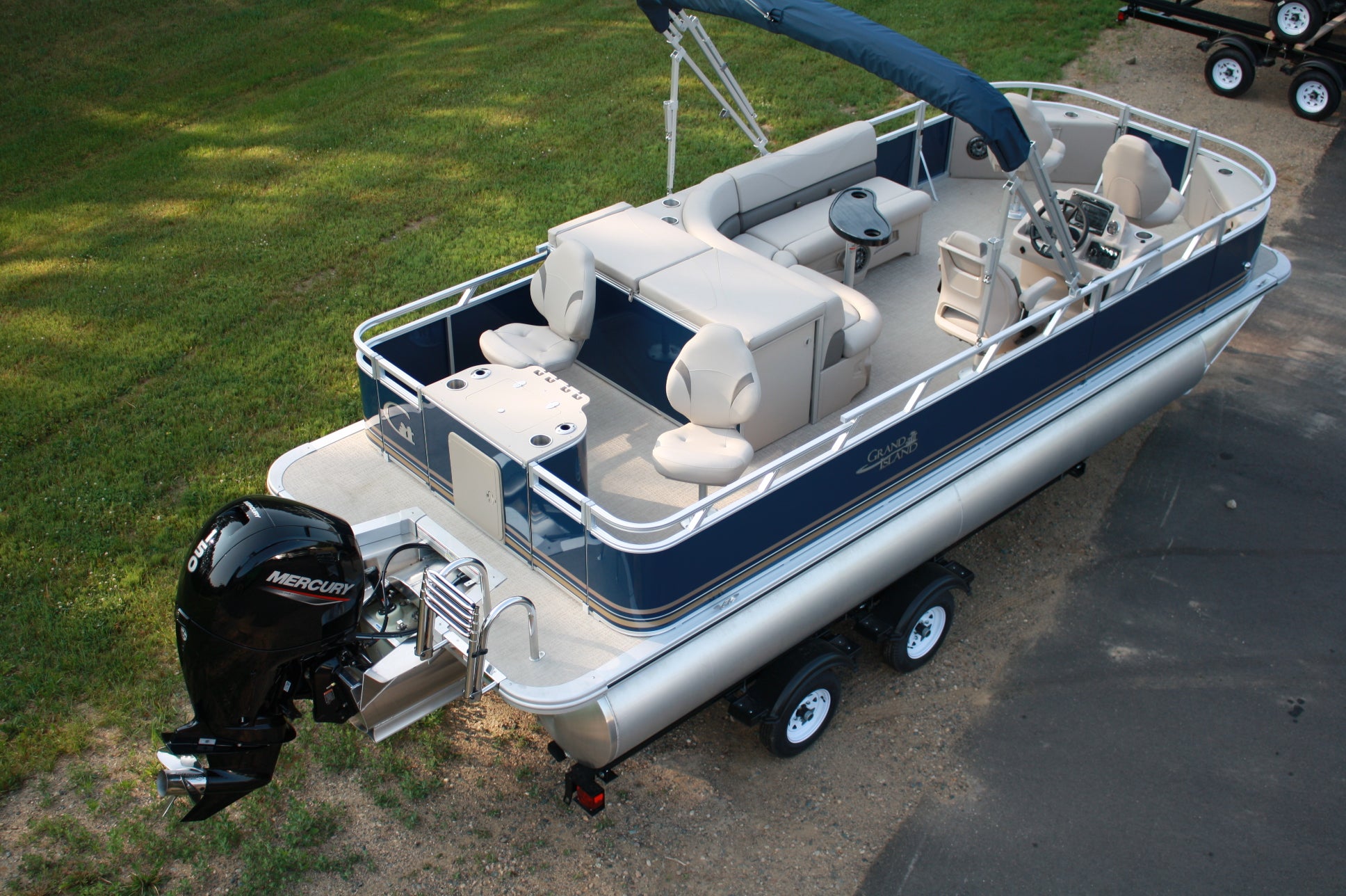 2025 Grand Island 2180 FNF RE TRI Toon