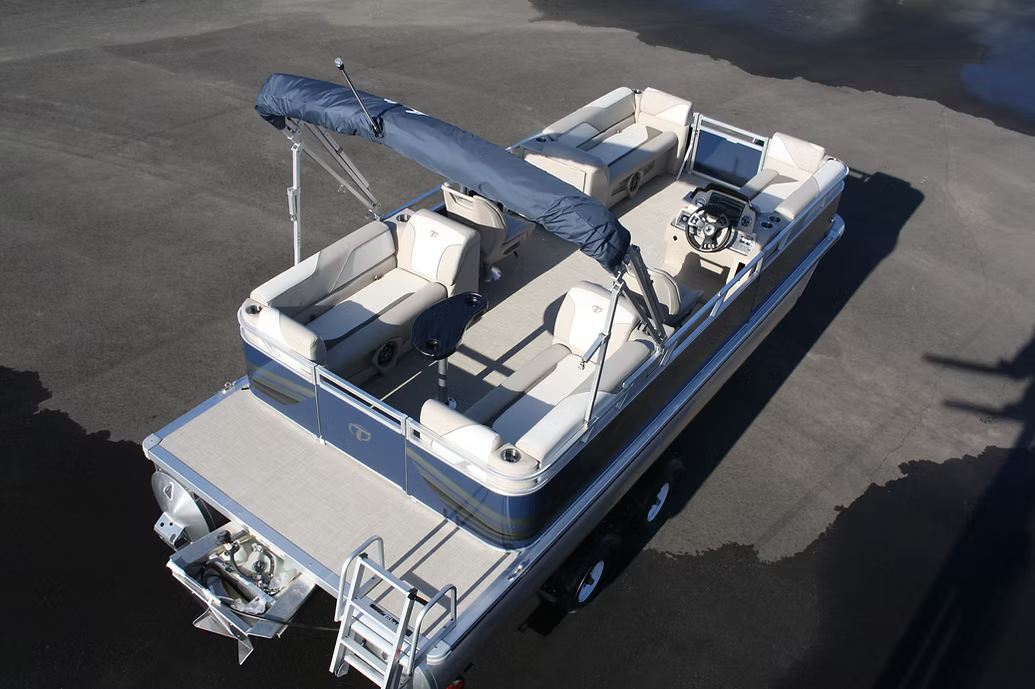 2026 21′ Sport Quad Lounge