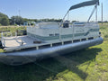 1996 Northwood 19' Pontoon Boat – 40 HP Evinrude Outboard & Trailer Included