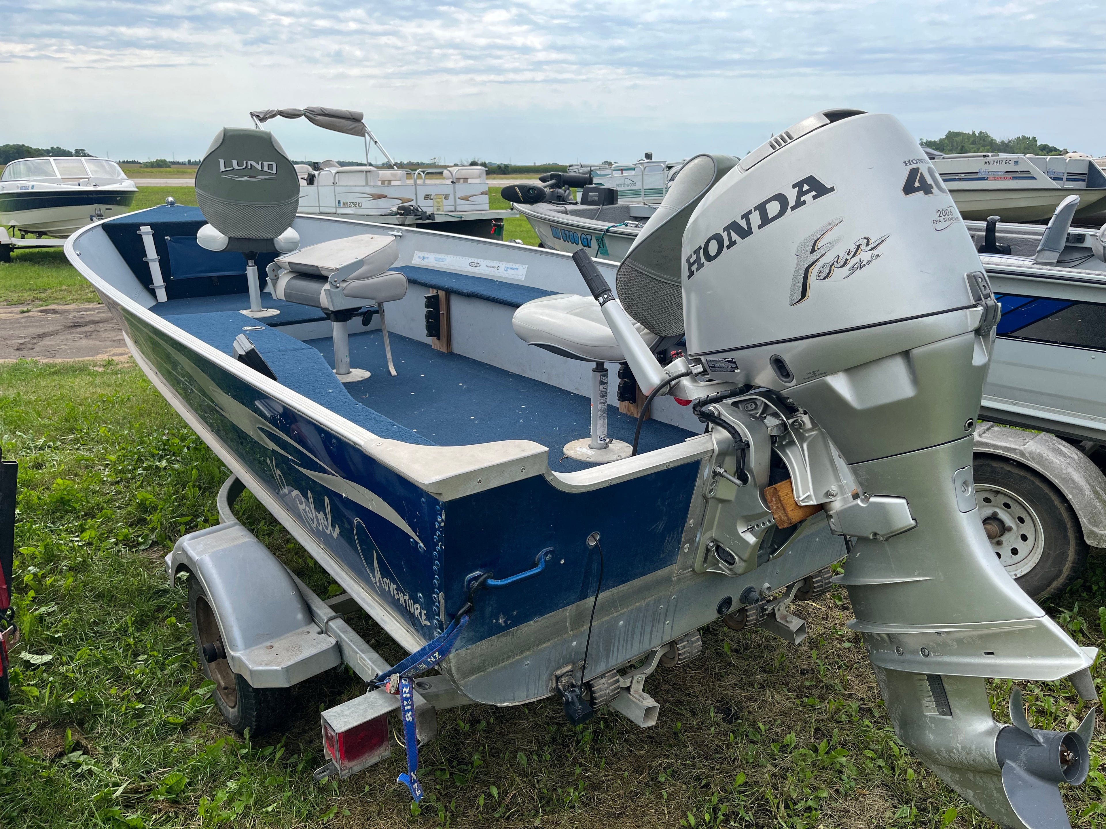 2003 Lund Rebel 16' Fishing Boat - $5,900
