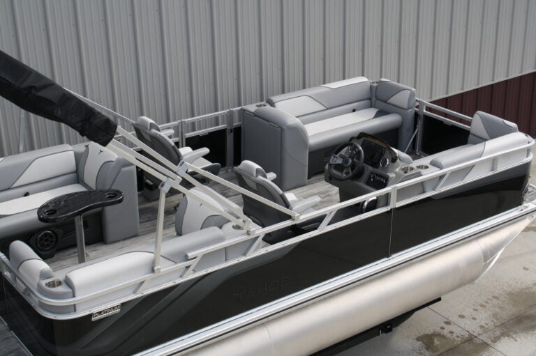 2026 Tahoe / Avalon Sport Quad Lounger 2180 Tritoon, Mercury 150 HP 4-Stroke, Dual-Axle Trailer