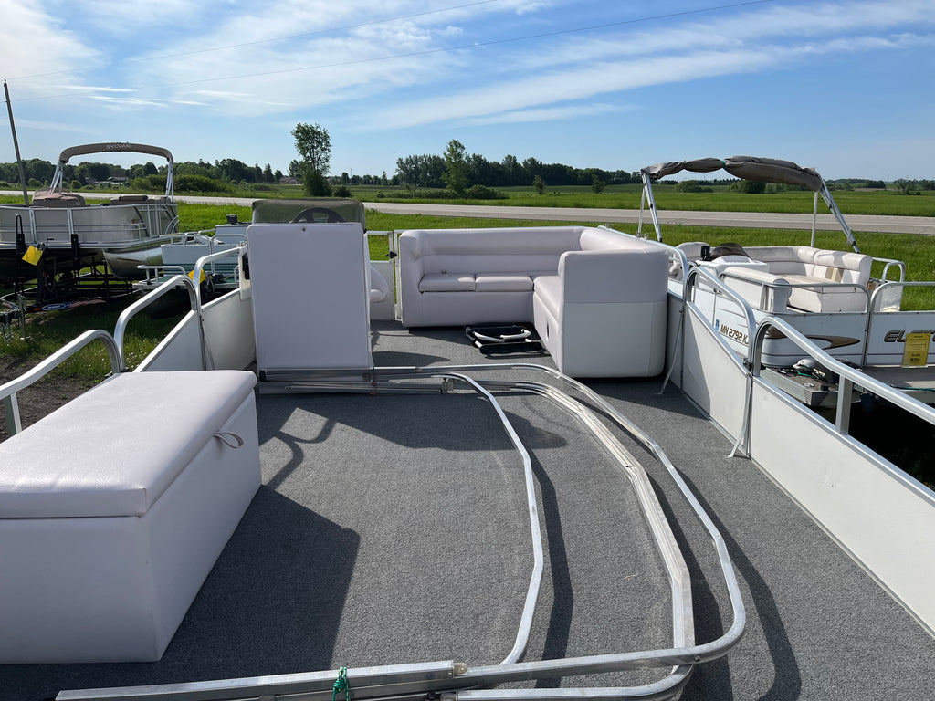 1994 Forester 20' Pontoon with 2003 Evinrude 40HP – New Dual Axle Trailer