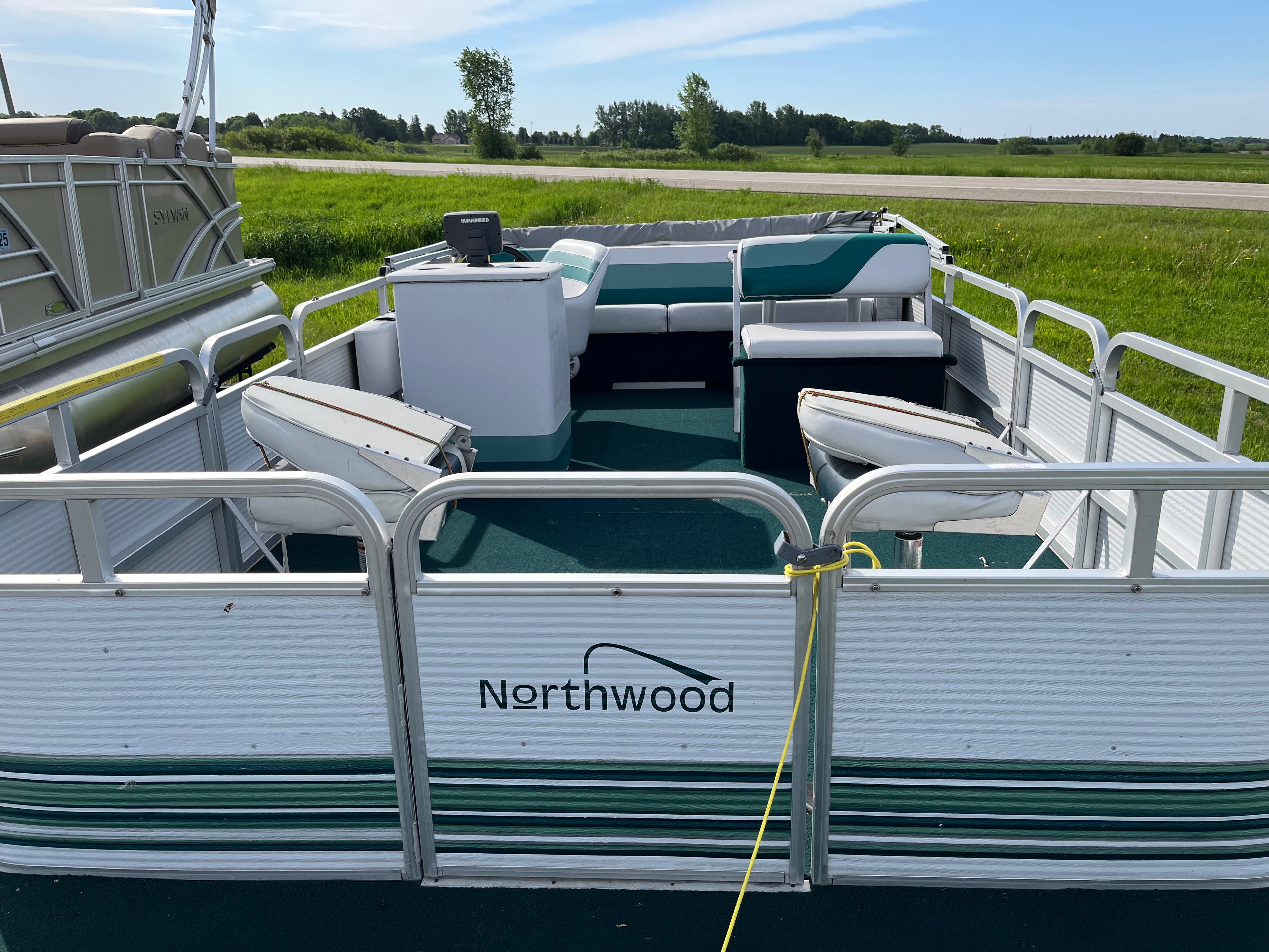 1996 Northwoods 21' Fish Pontoon with 1998 Mercury 40HP – Scissor Trailer