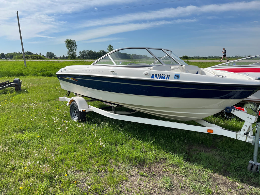 2005 Bayliner 185 with 4.3L MerCruiser I/O – One Owner – Includes Bunk Trailer