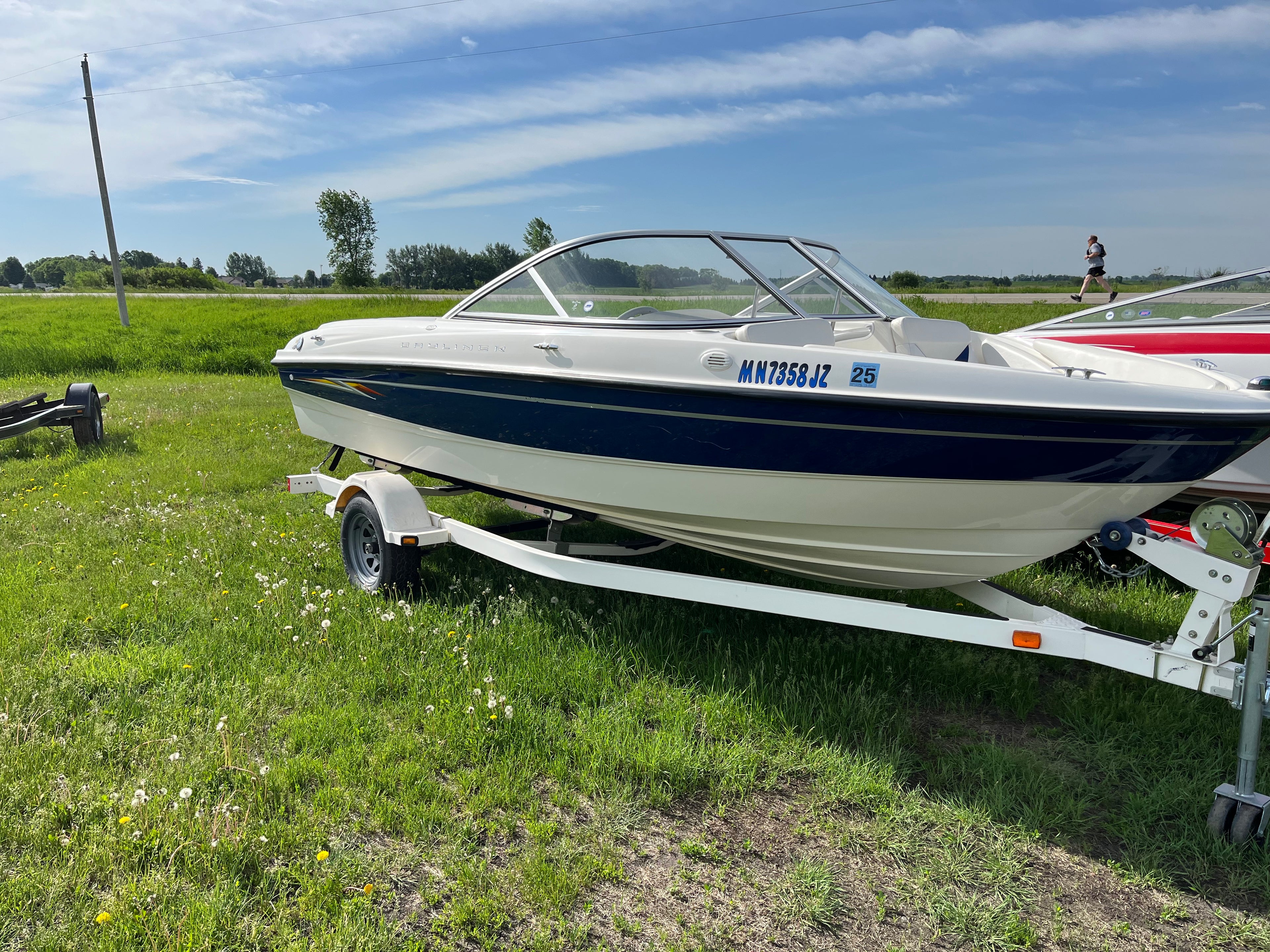 2005 Bayliner 185 with 4.3L MerCruiser I/O – One Owner – Includes Bunk Trailer