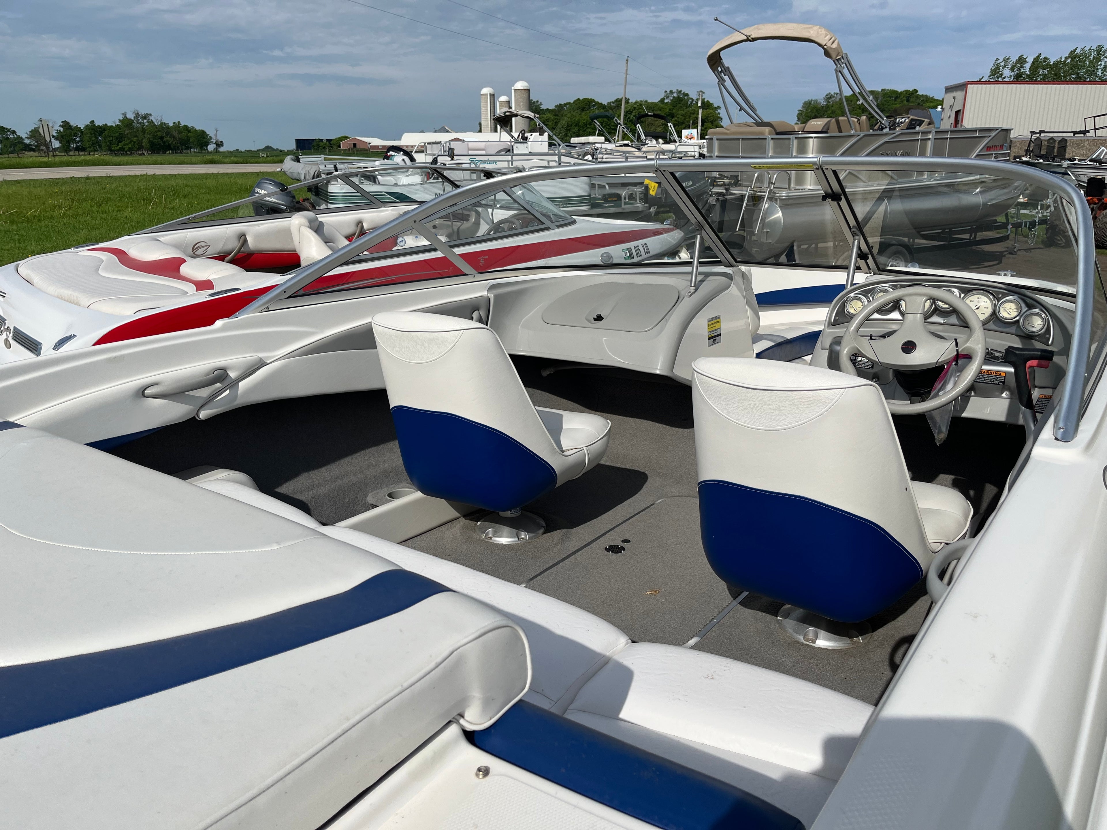 2005 Bayliner 185 with 4.3L MerCruiser I/O – One Owner – Includes Bunk Trailer