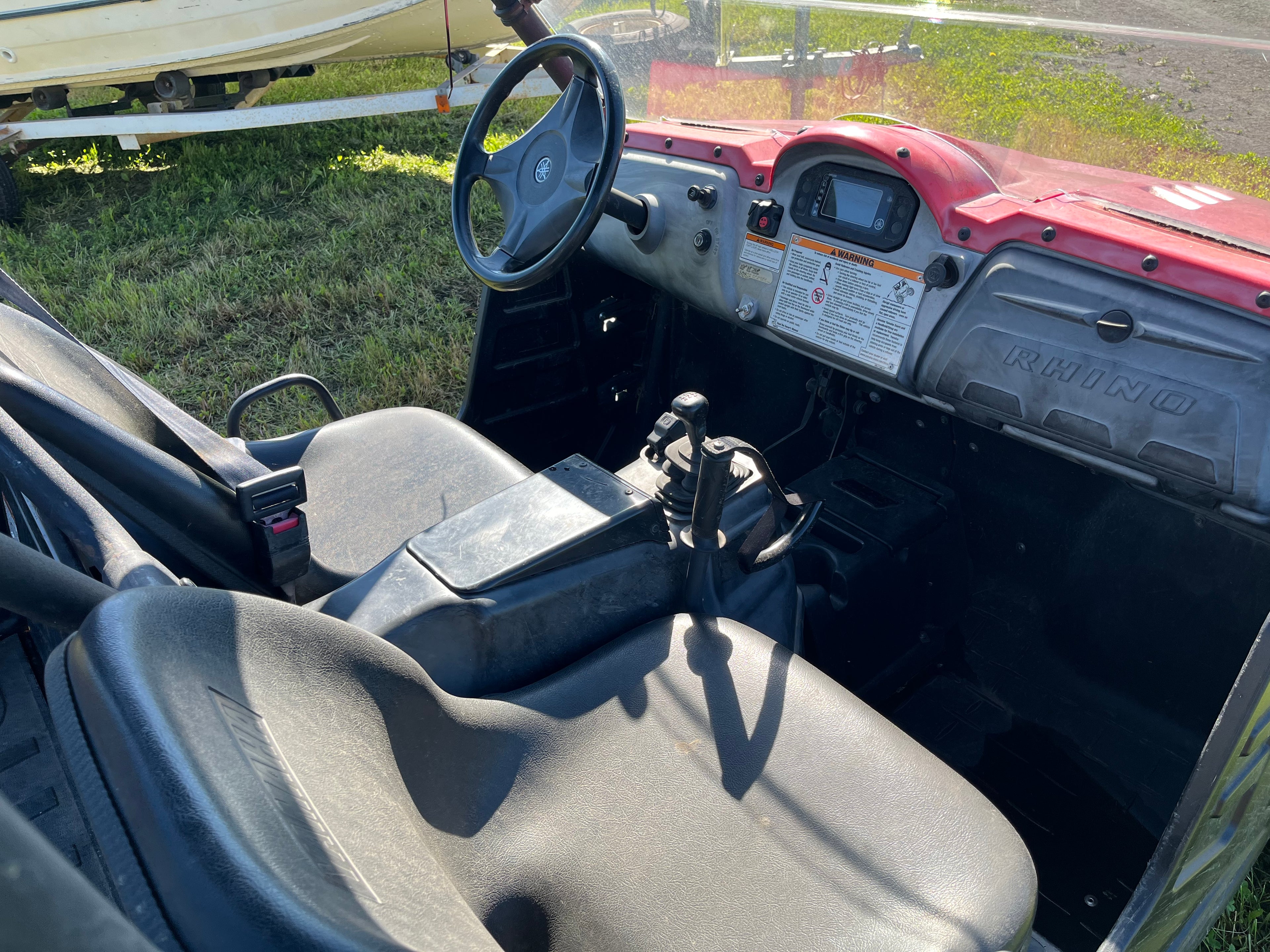 2007 Yamaha Rhino 550 with Winch & Dump Box – One Owner