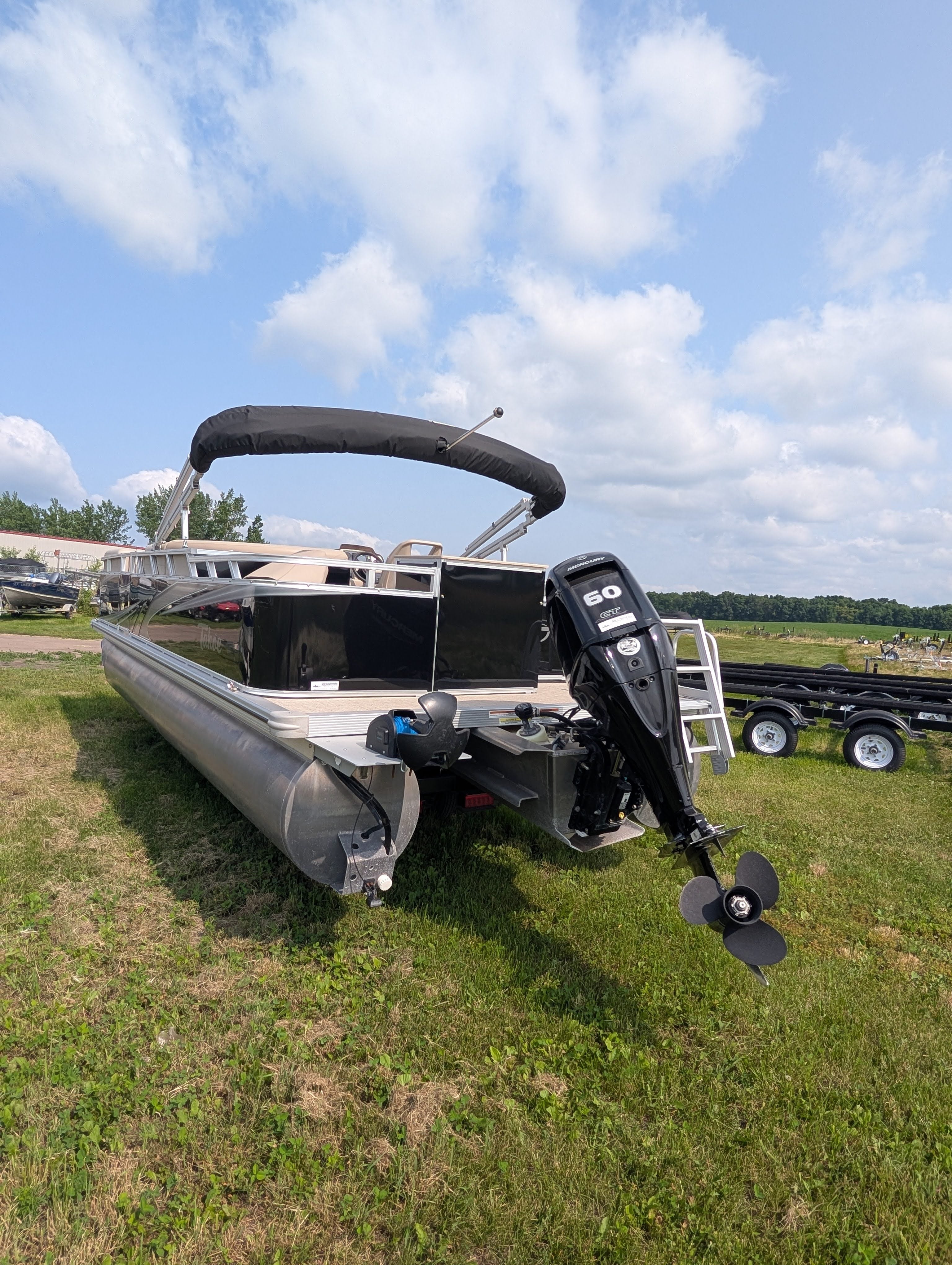 2022 Tahoe Sport Cruise SP 2080 RF Pontoon w/ 60HP Mercury Command Thrust 4-Stroke & Trophy Trailer