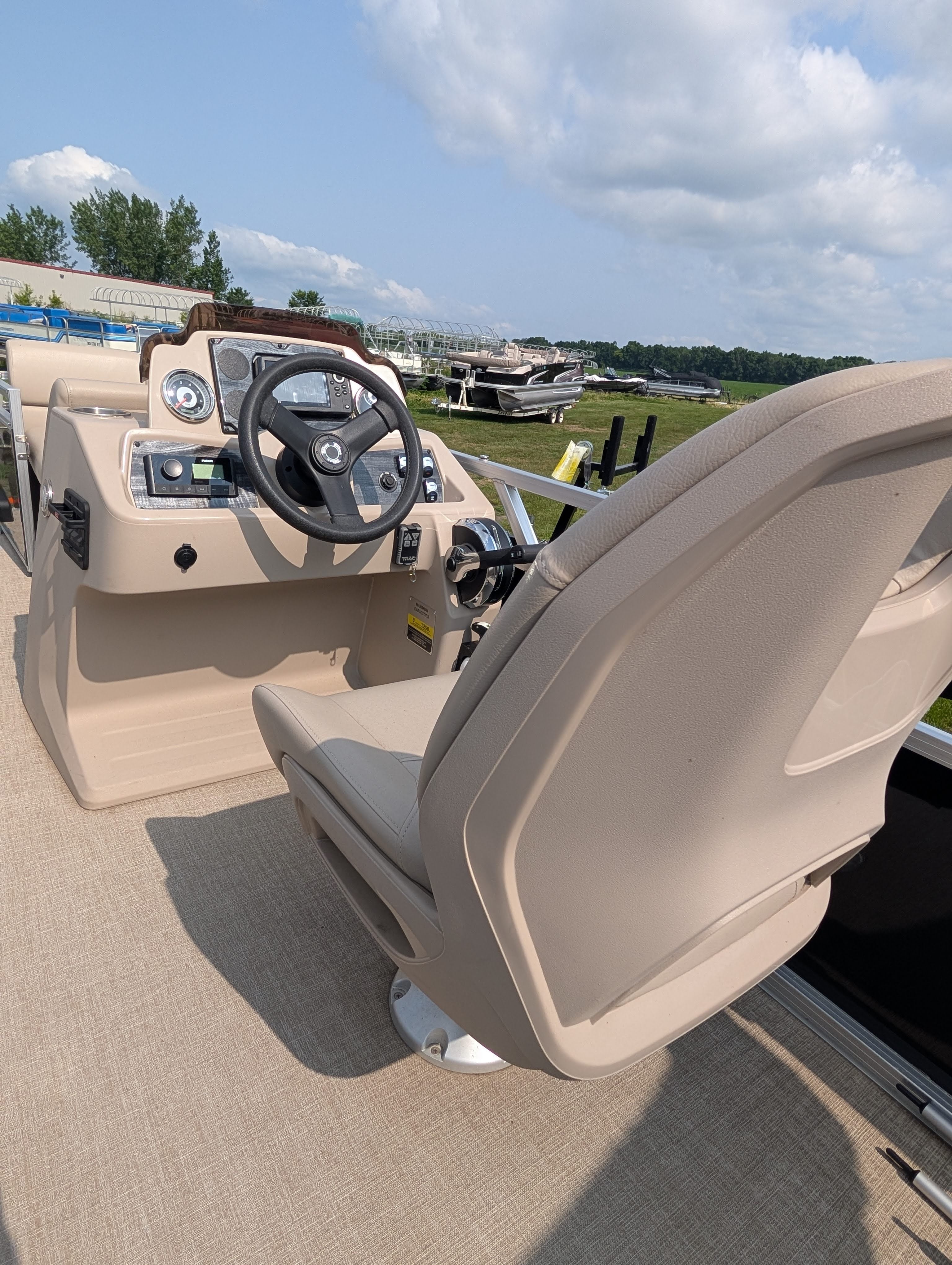 2022 Tahoe Sport Cruise SP 2080 RF Pontoon w/ 60HP Mercury Command Thrust 4-Stroke & Trophy Trailer