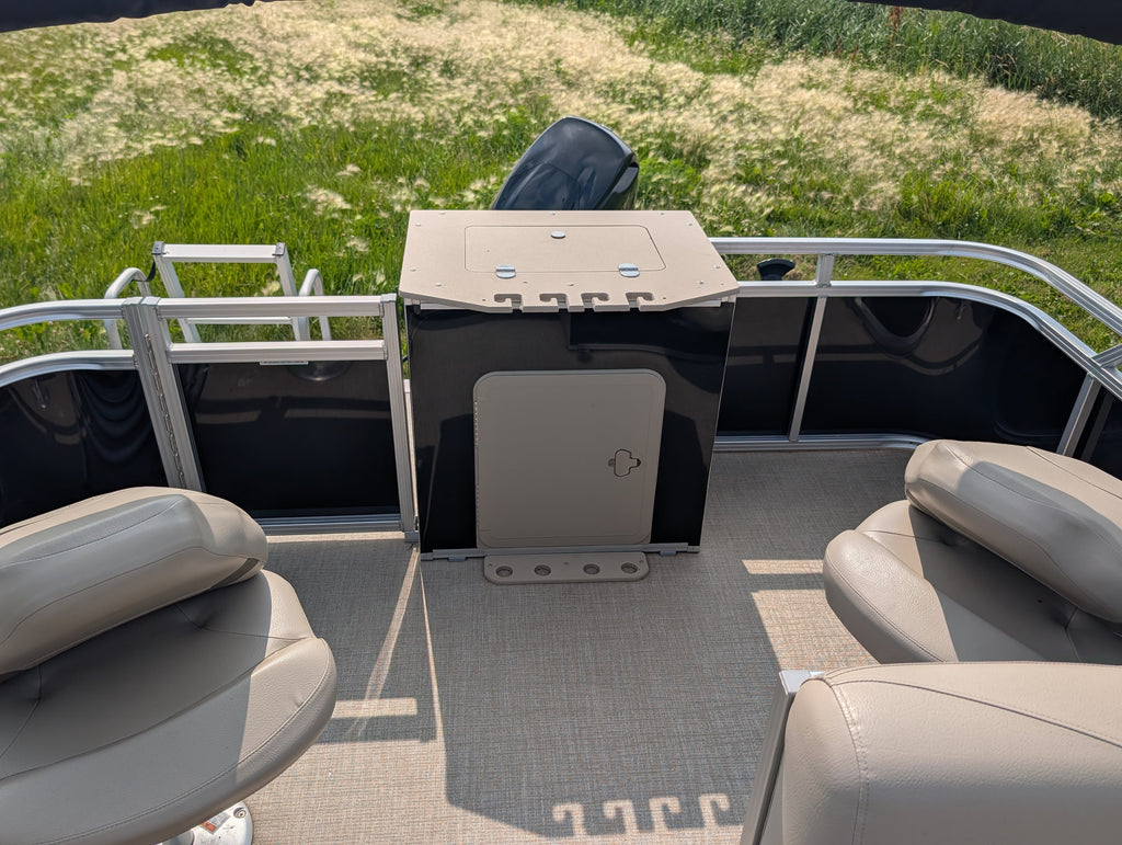 2022 Tahoe Sport Cruise SP 2080 RF Pontoon w/ 60HP Mercury Command Thrust 4-Stroke & Trophy Trailer