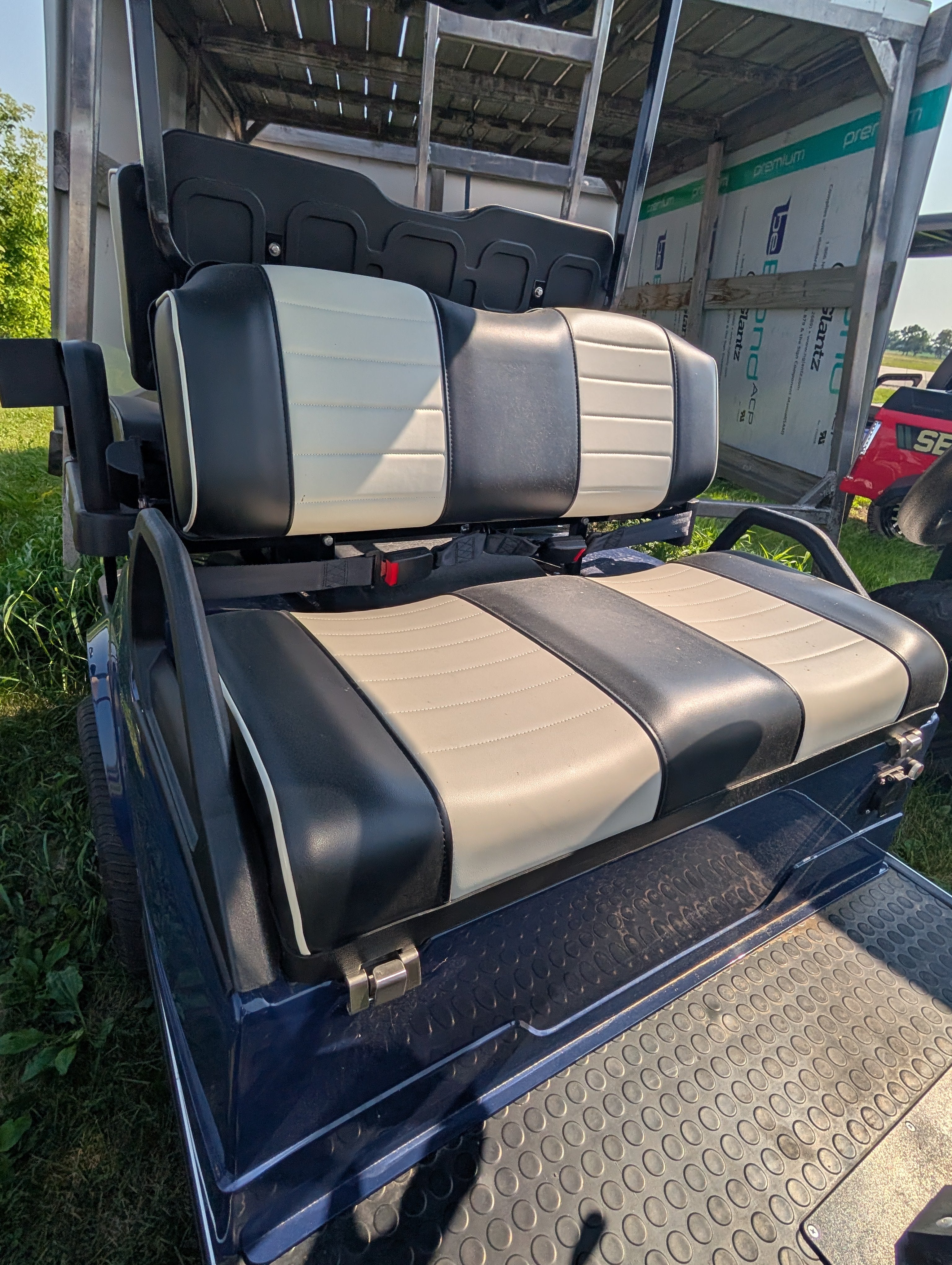 2022 Evolution Classic 4 Plus Lithium Golf Cart