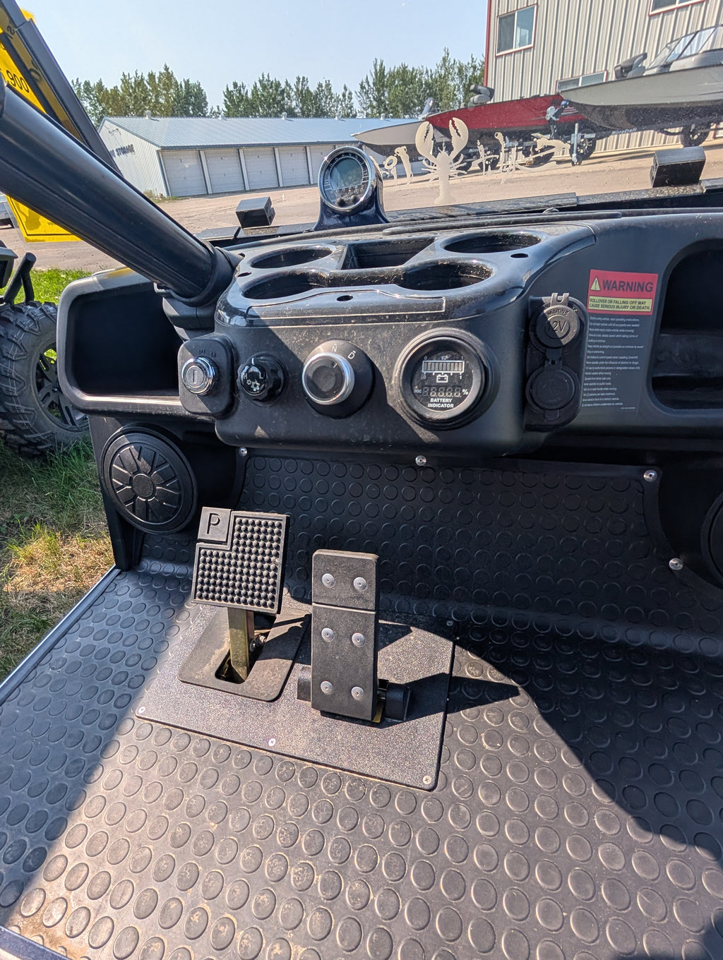2022 Evolution Classic 4 Plus Lithium Golf Cart