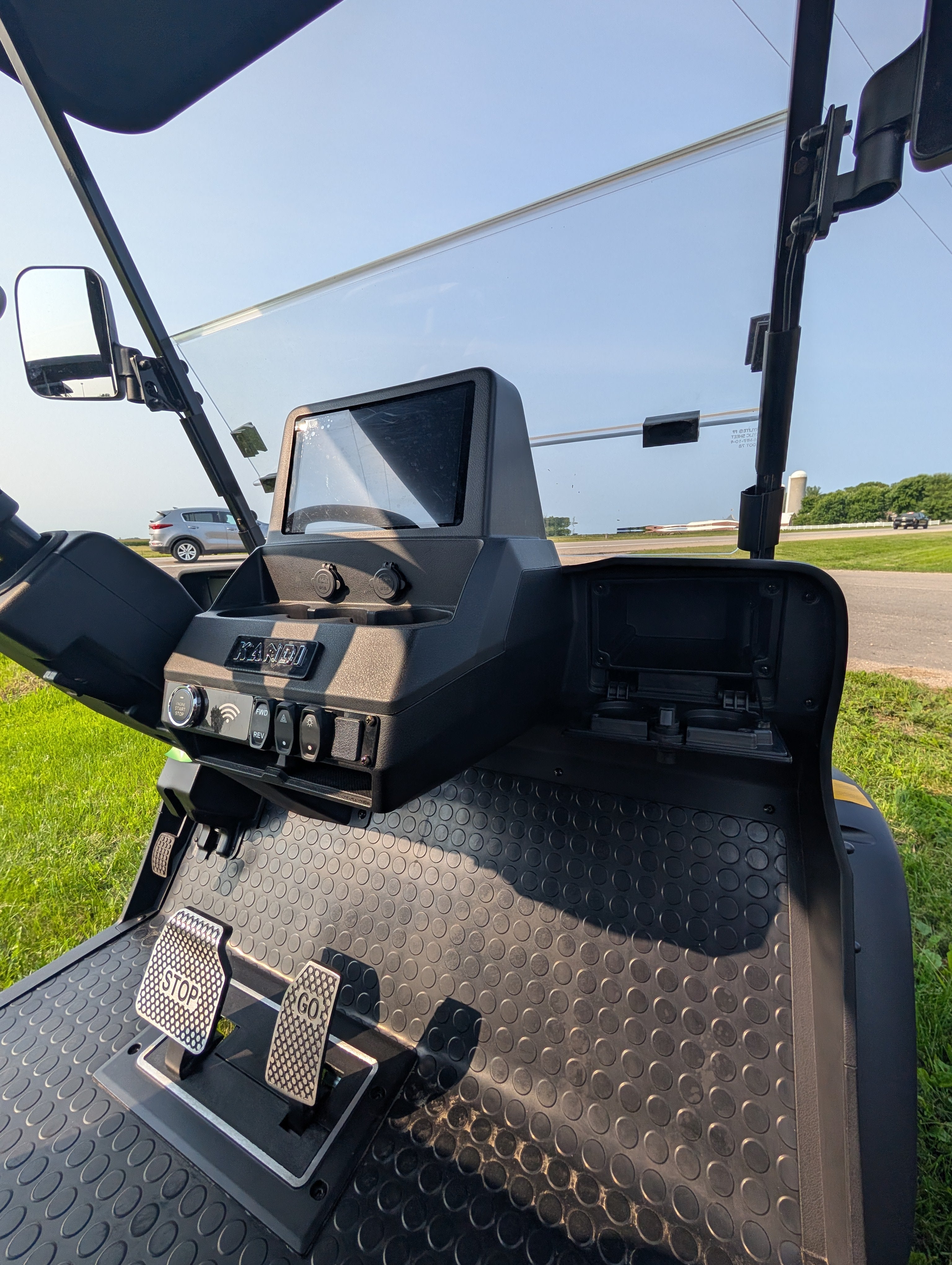 2026 Kandi Kruiser 4 PRO Electric Golf Cart – Battleship Grey – Tournament Featured Special ($500 OFF)