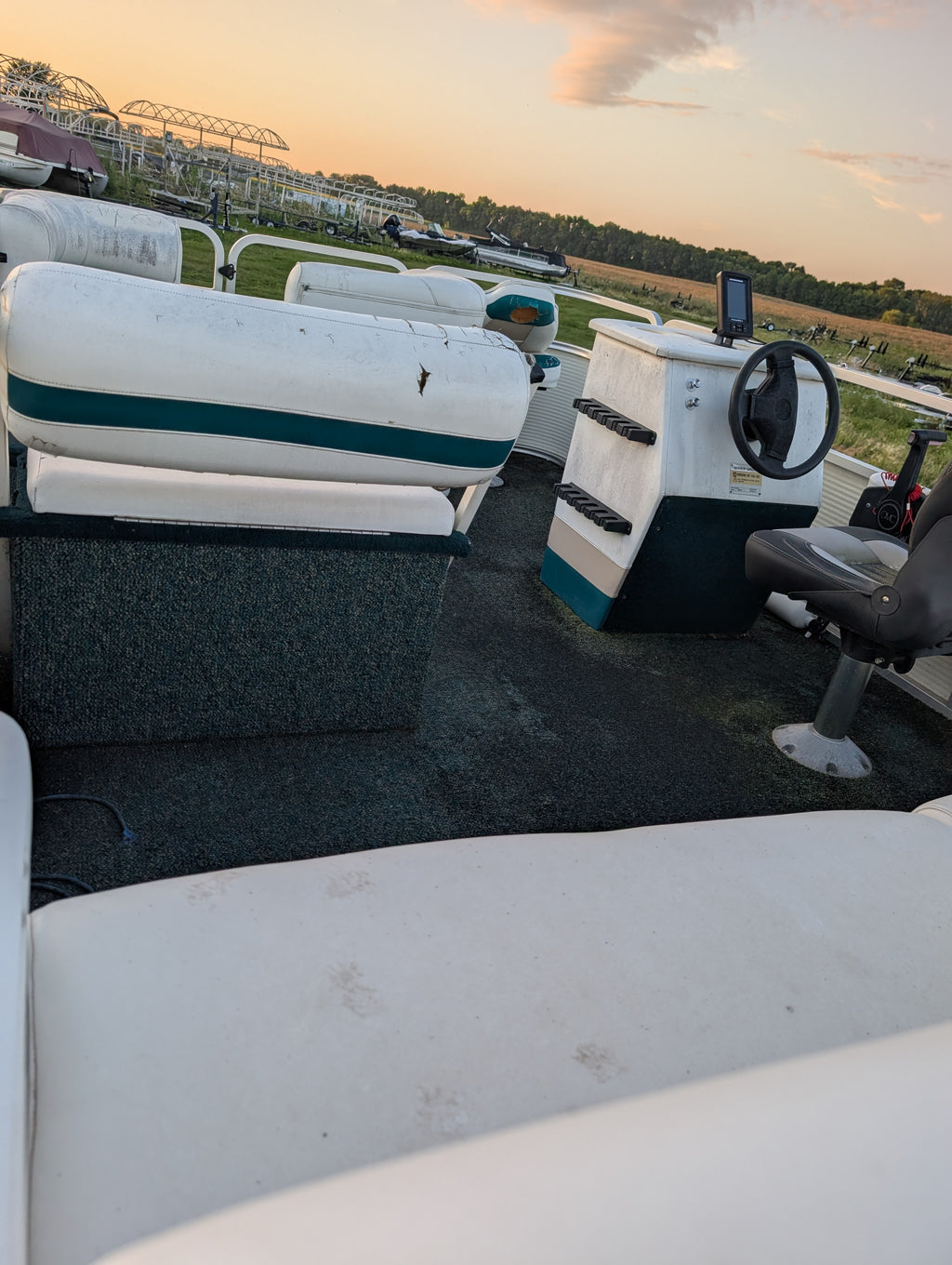 1996 Northwood 19' Pontoon Boat – 40 HP Evinrude Outboard & Trailer Included