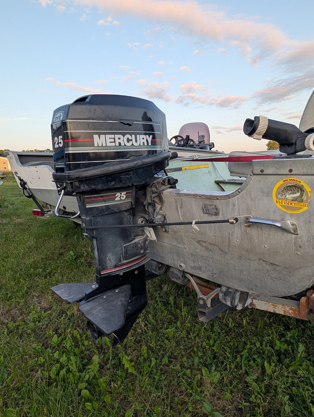 1974 Lund 14' Aluminum Fishing Boat – 25 HP Mercury Tiller & Spartan Roller Trailer