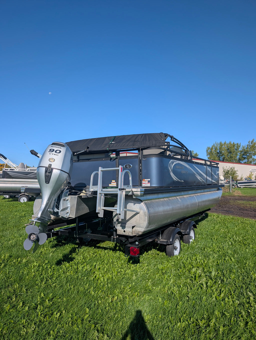 2022 Angler Quest 820 20' Fishing Pontoon – 90HP Honda 4-Stroke, Minn Kota Trolling Motor & Dual-Axle Trailer – $29,900