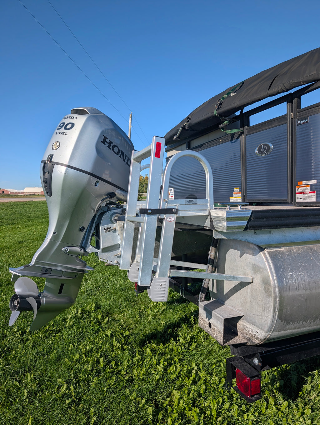 2022 Angler Quest 820 20' Fishing Pontoon – 90HP Honda 4-Stroke, Minn Kota Trolling Motor & Dual-Axle Trailer – $29,900