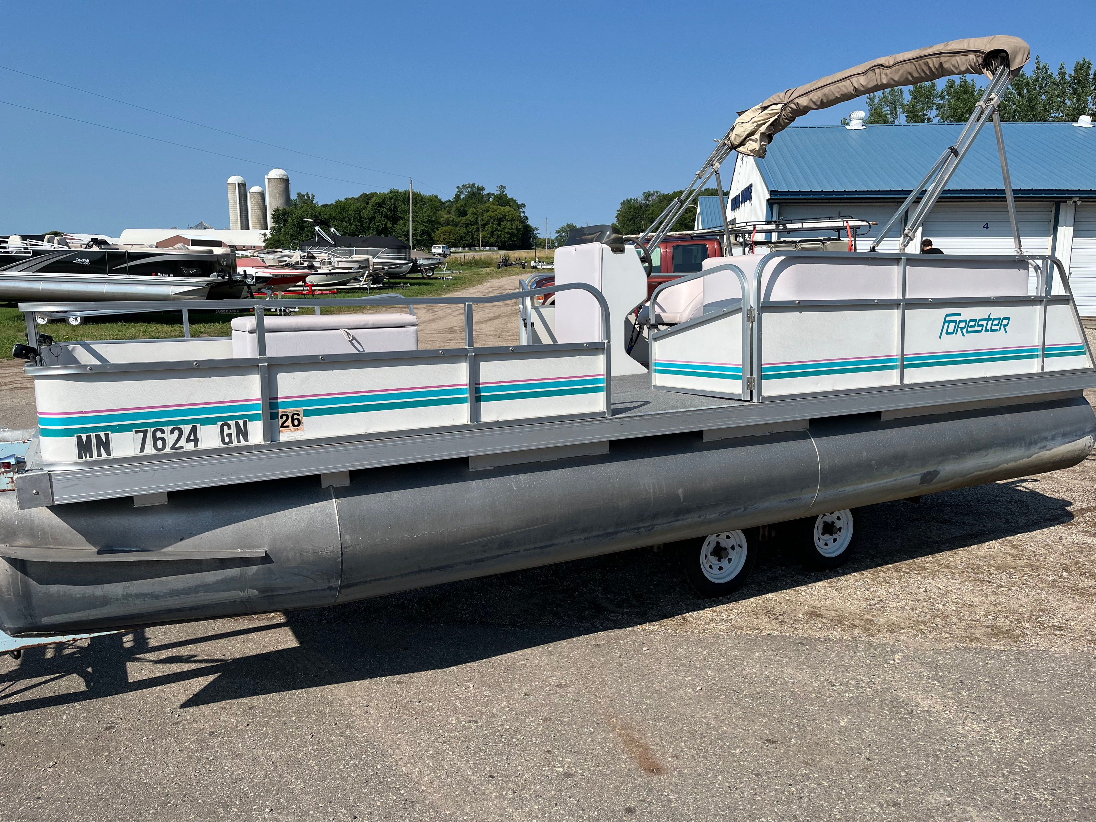 1994 Forester 20' Pontoon with 2003 Evinrude 40HP – Scissor Trailer