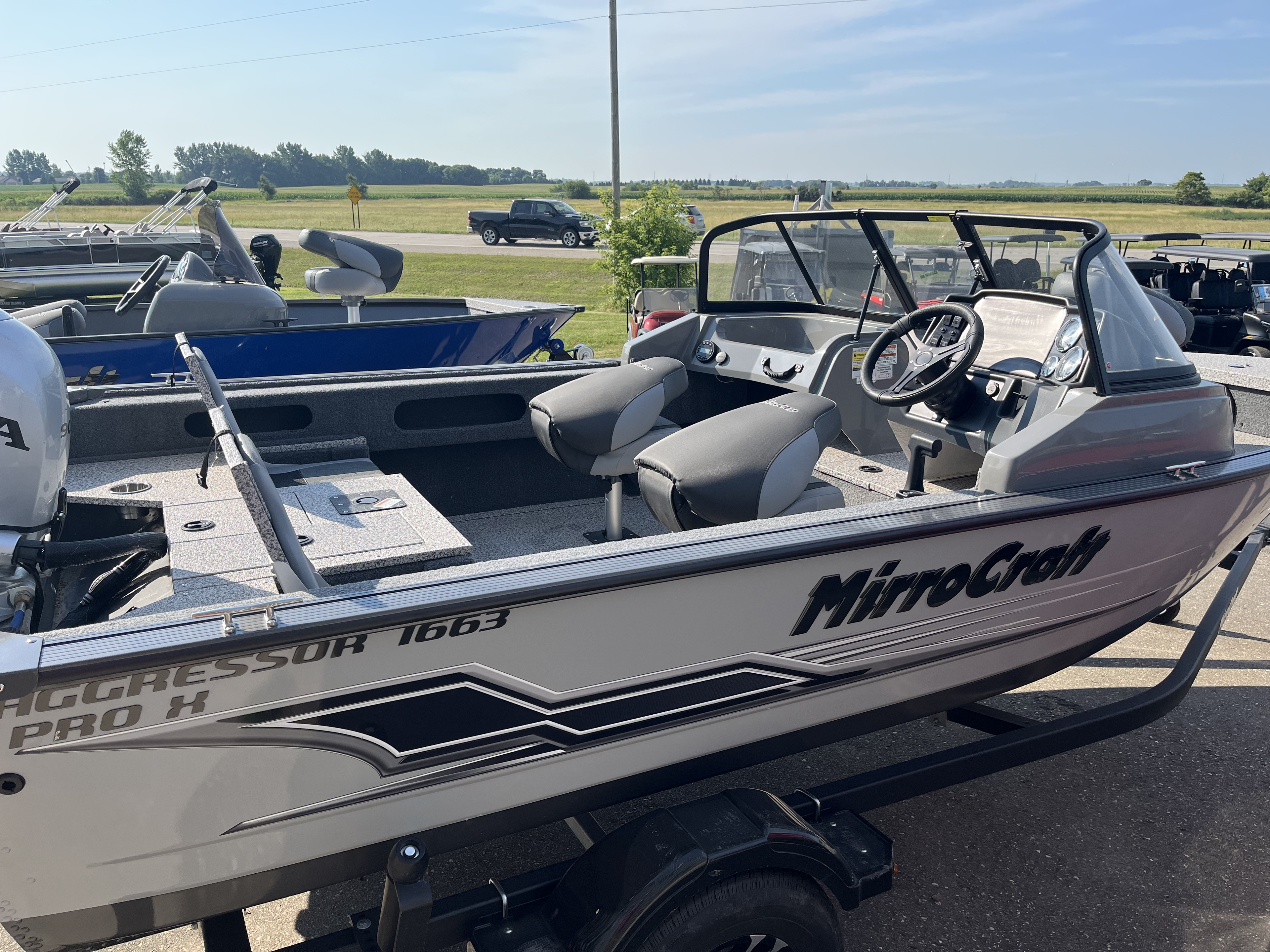 2026 MirroCraft 1663 Aggressor 16' Fishing Boat w/ 90HP Honda 4-Stroke & Trailer